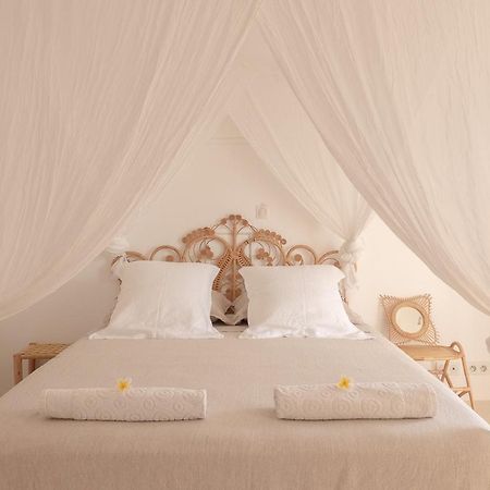 Bed and Breakfast La Kazaka Terre Sainte Екстер'єр фото