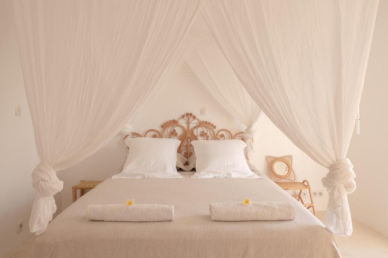 Bed and Breakfast La Kazaka Terre Sainte Екстер'єр фото
