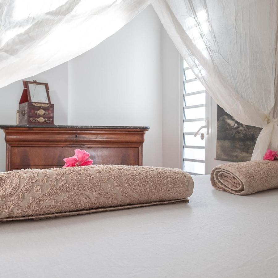 Bed and Breakfast La Kazaka Terre Sainte Екстер'єр фото